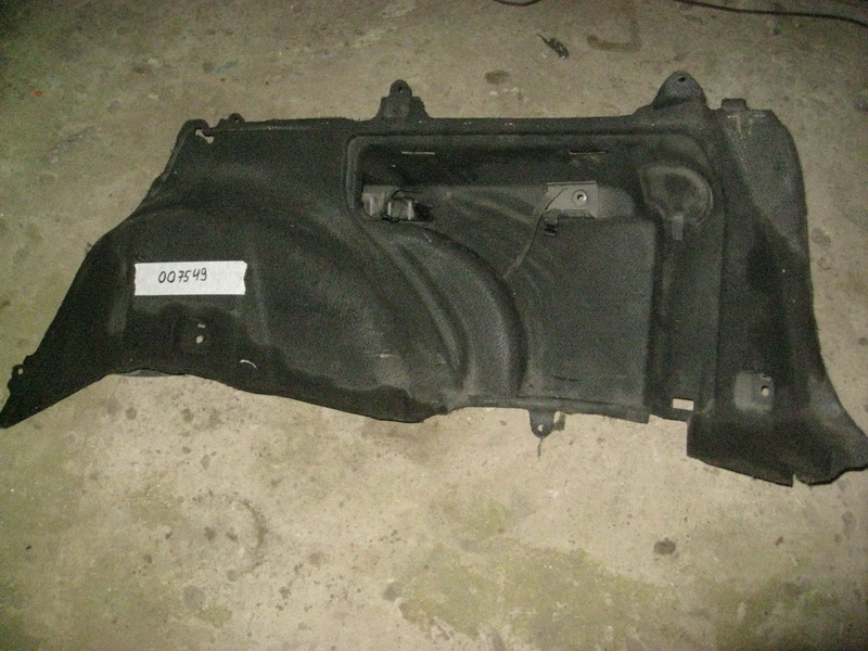 Обшивка багажника правая Mazda 6 (GG)