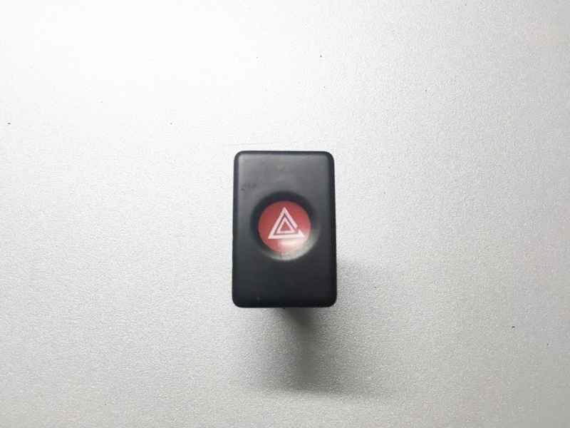 Кнопка аварийной сигнализации Renault Logan